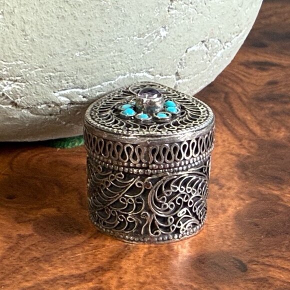 Vintage Silver Filigree Teardrop Trinket Box With Turquoise +  Amethyst - Picture 3 of 10